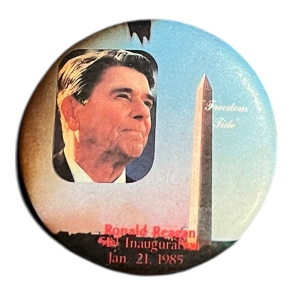 Lot of 3 Ronald Reagan George Bush 1984 Presidential Campaign Pins - Picture 3 of 5